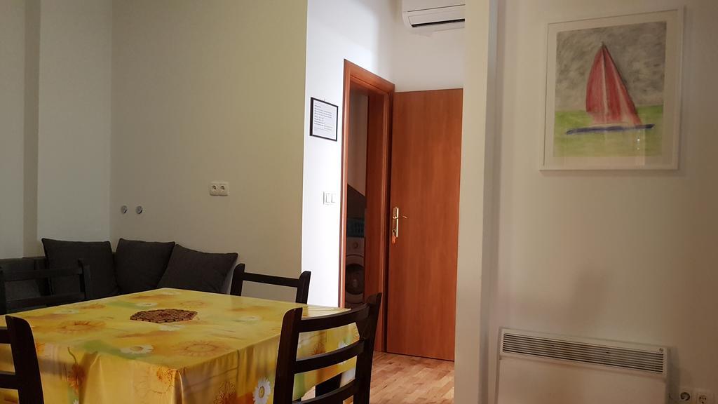 Apartments Jaksic 포스티라 외부 사진