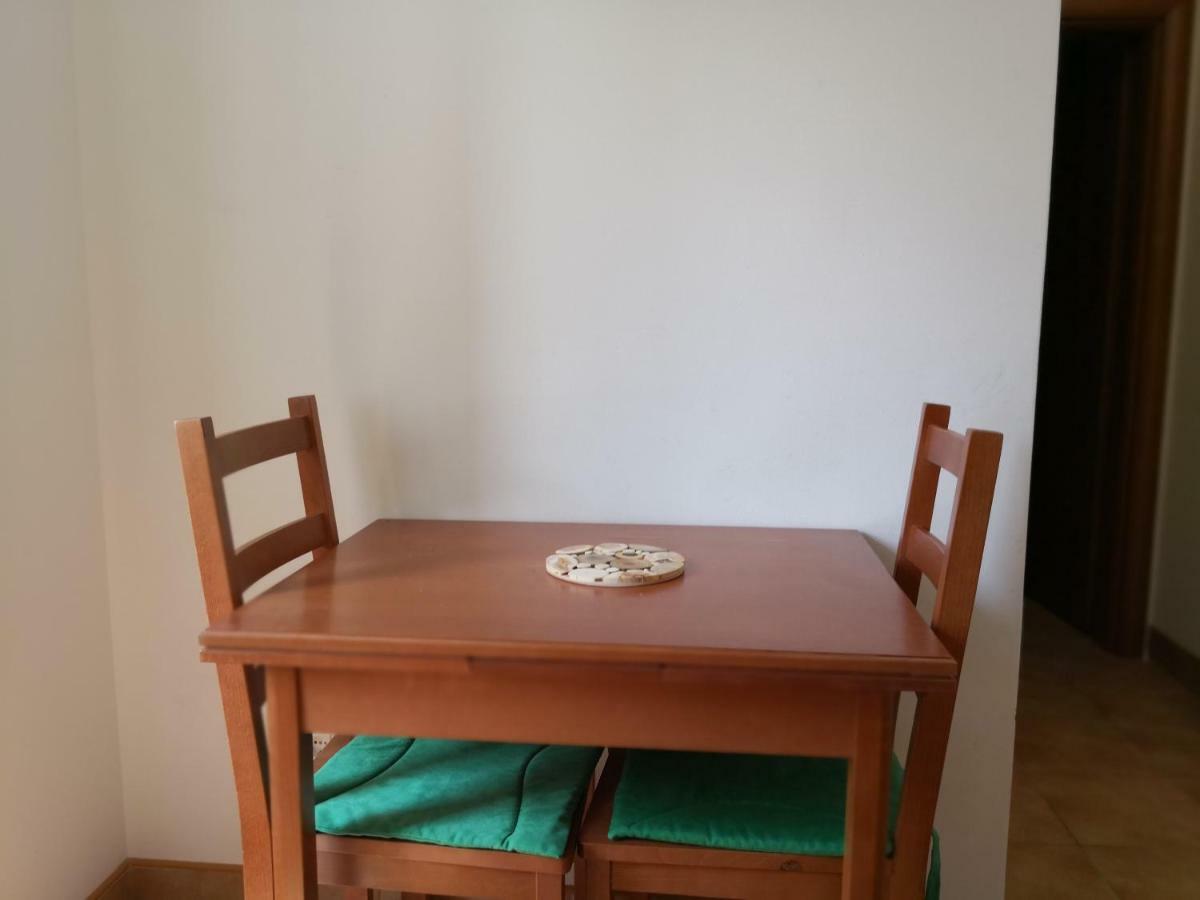 Apartments Jaksic 포스티라 외부 사진