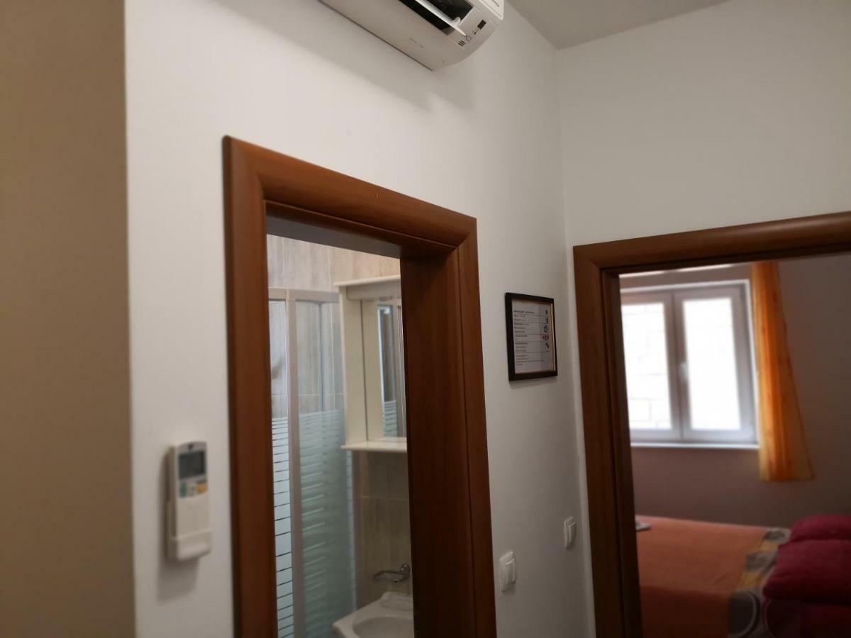 Apartments Jaksic 포스티라 외부 사진