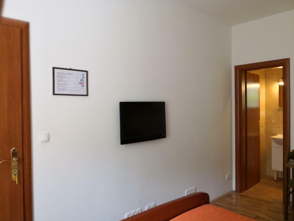 Apartments Jaksic 포스티라 외부 사진